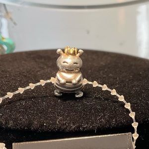 Pandora Queen Bee Charm